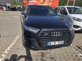 audi-sq7-small-0